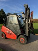 2011, LINDE - H40 Diesel Forklift Truck with Full Positioning Rotator (3,940 hours)
