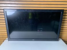 LG 42
