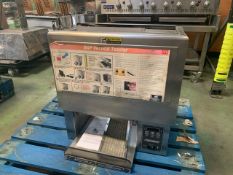 Roundup Bop Vertical Toaster- No Reserve