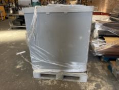 Pallet of Jackstands