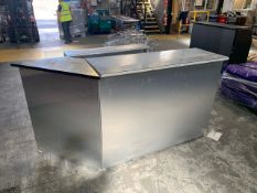 Pop Up Metal Bar Work Top - No Reserve