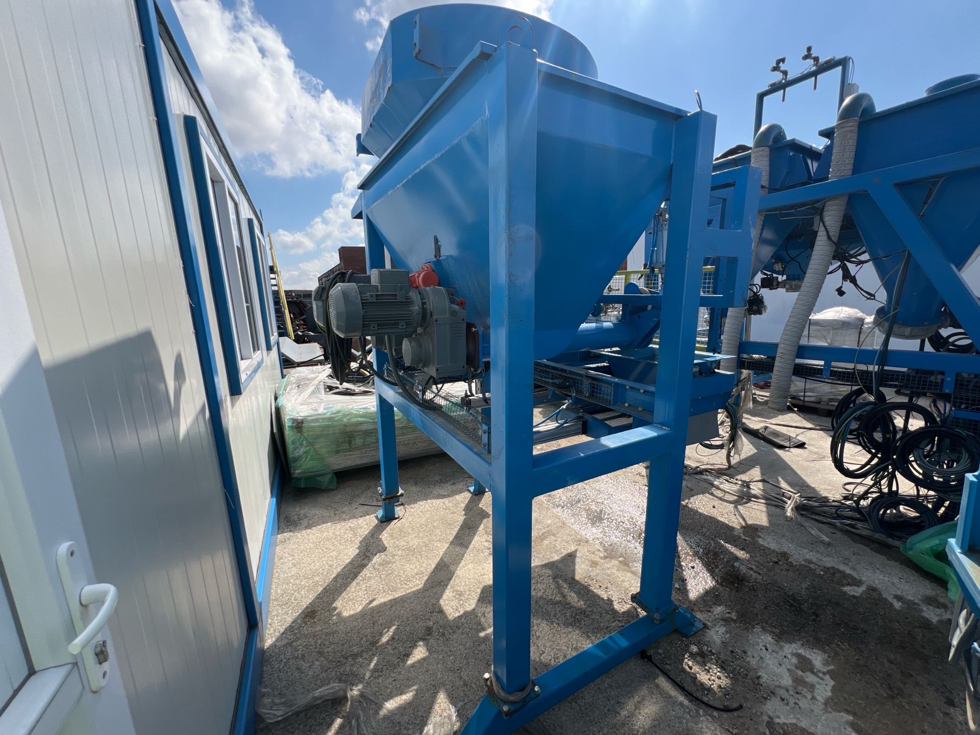 Aggregate Dosing & Weighing Station No Reserve - Image 2 of 7