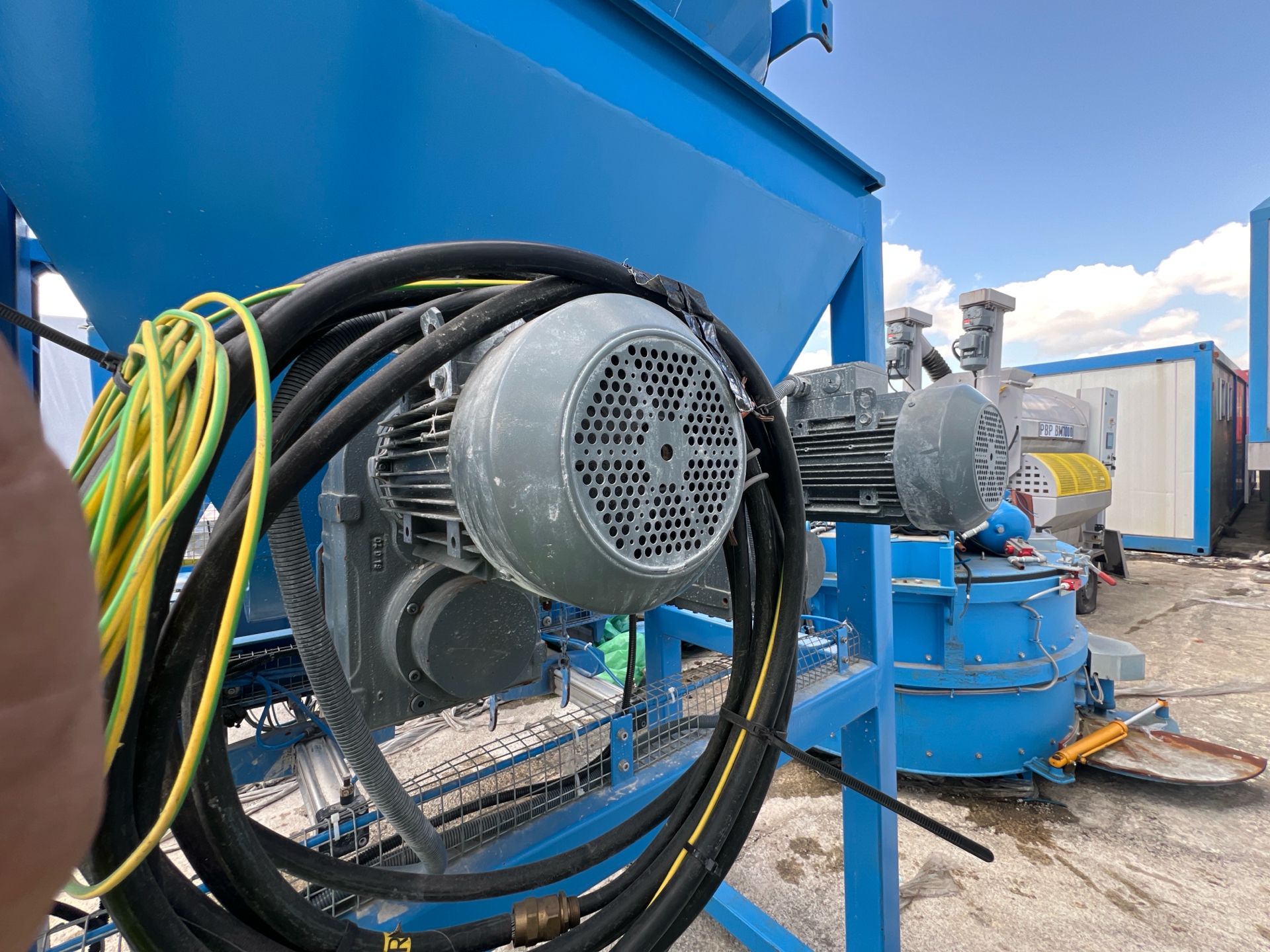 Aggregate Dosing & Weighing Station No Reserve - Image 6 of 7