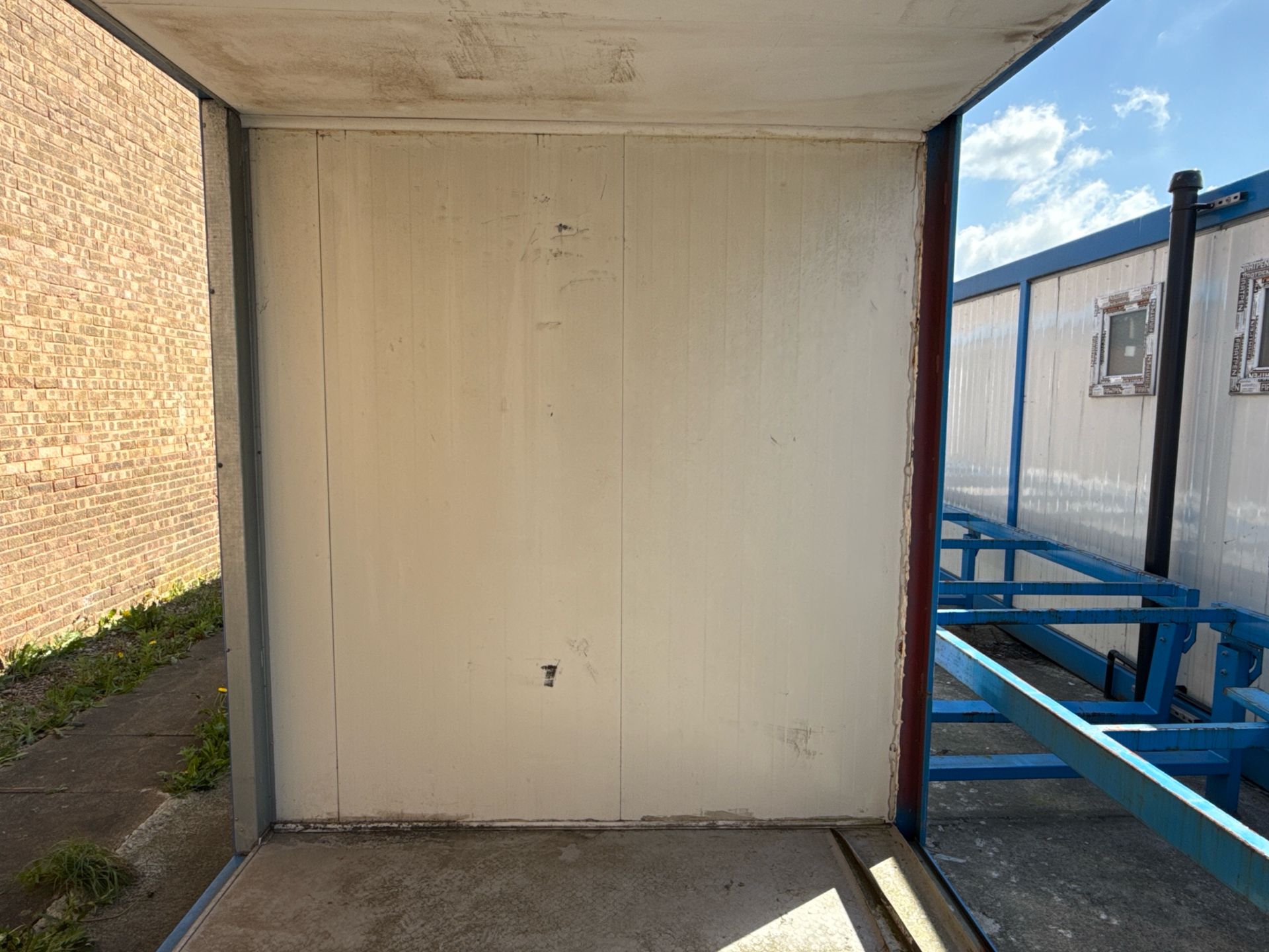 12m Pre Fabricated Building No Reserve - Image 3 of 8