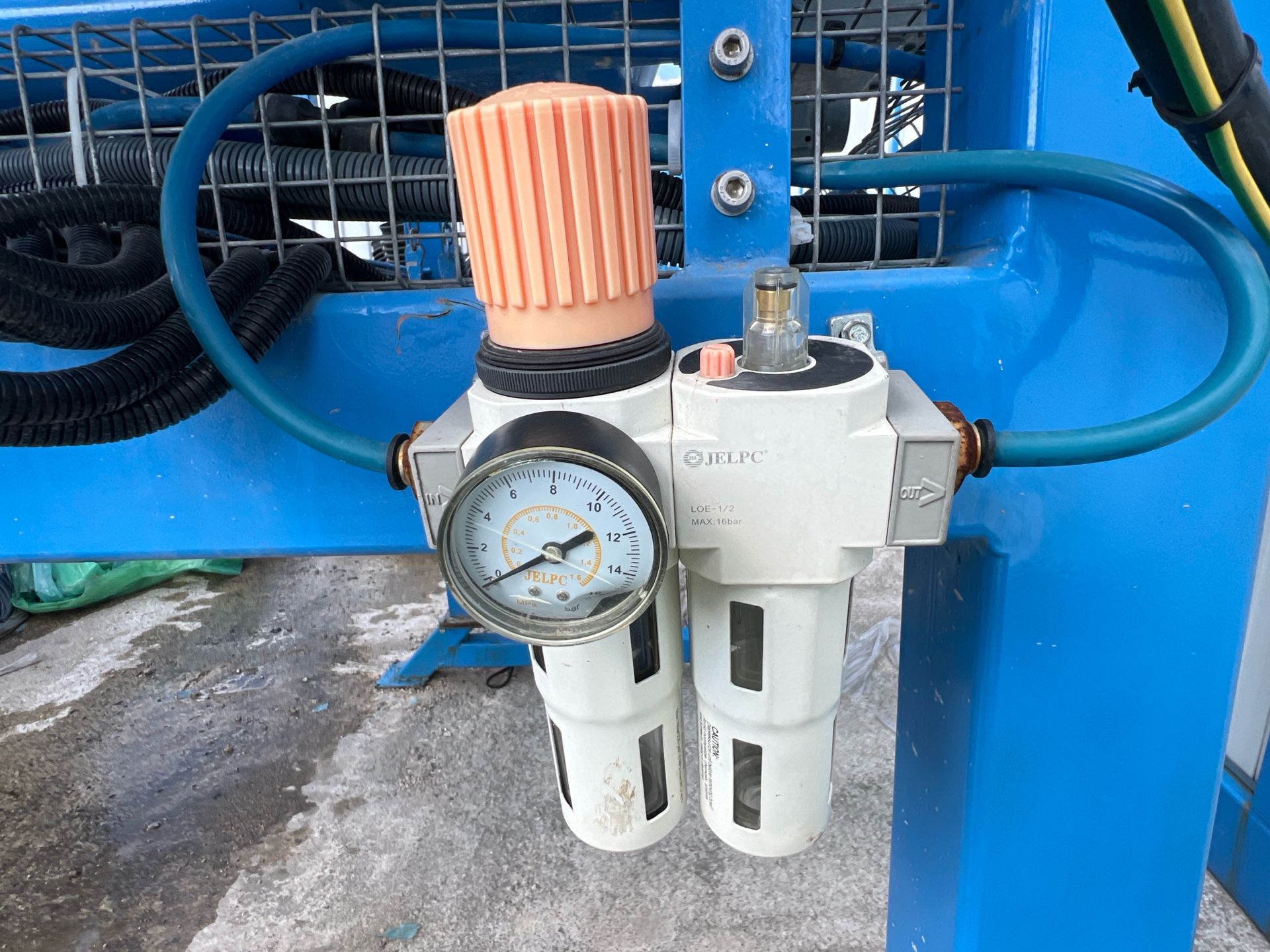 Aggregate Dosing & Weighing Station No Reserve - Image 5 of 7
