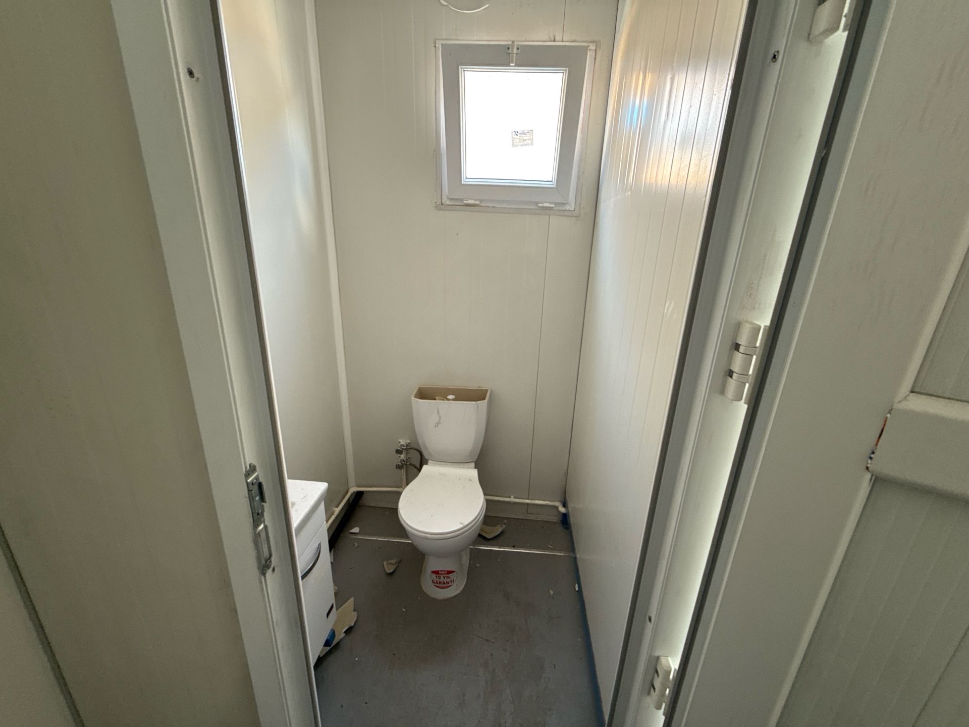 11m Pre Fabricated Building With Toilet Block No Reserve - Image 20 of 22