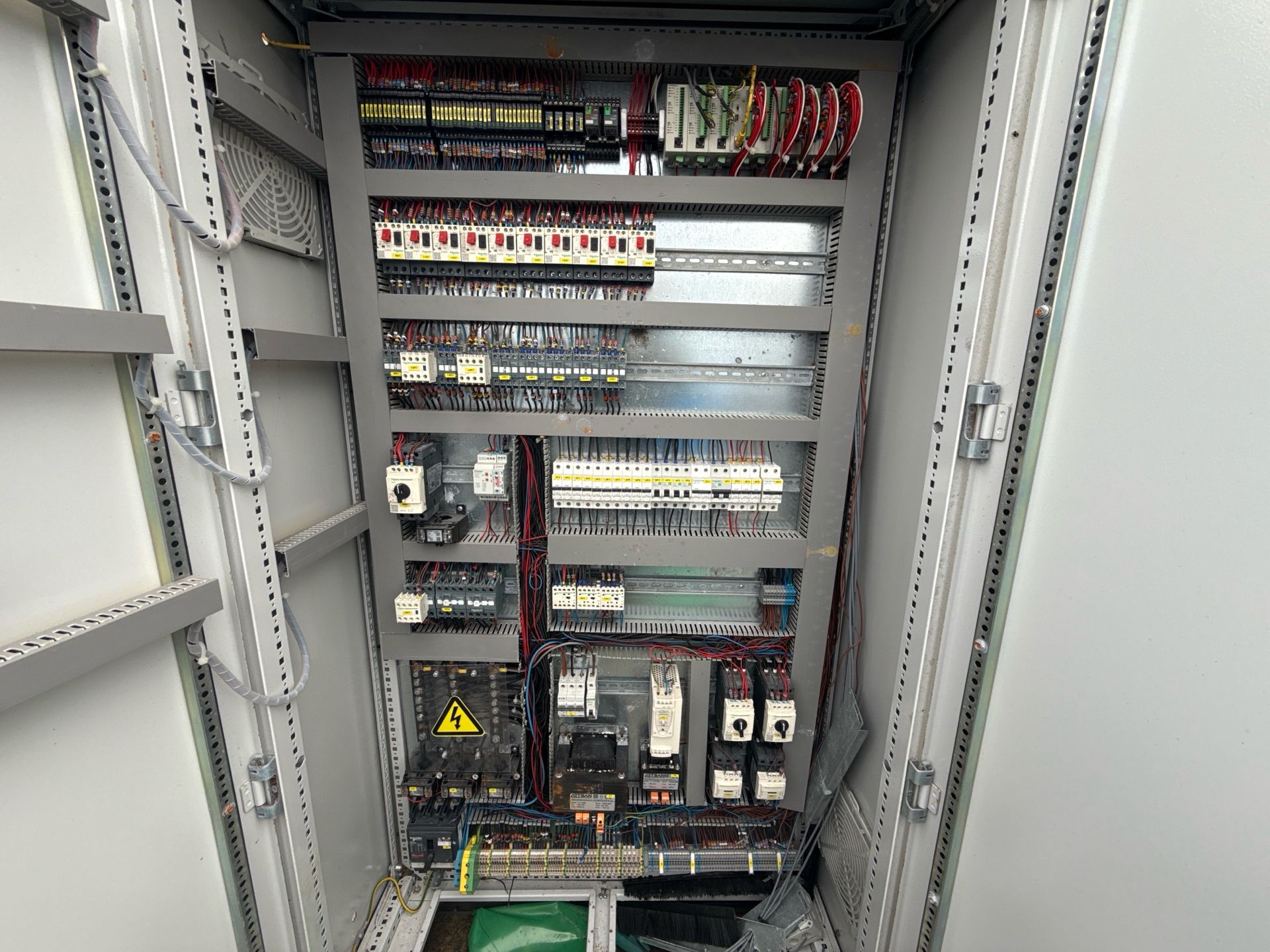 Tekpan Neo Switchboard Cabinet With MPR - 45 Network Analyser No Reserve - Image 6 of 9