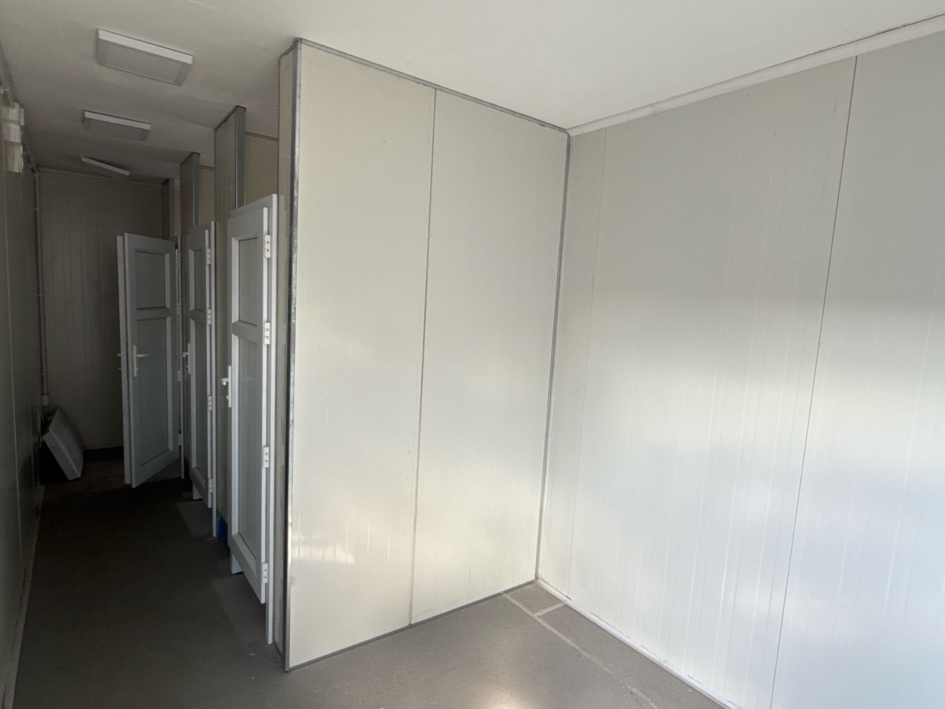 11m Pre Fabricated Building With Toilet Block No Reserve - Image 12 of 22