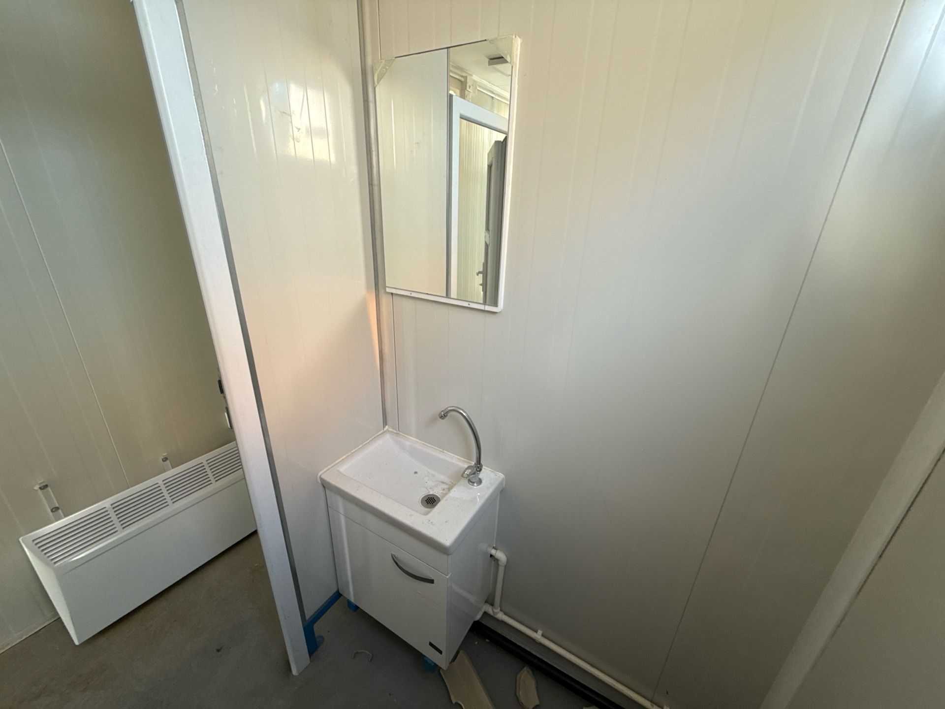11m Pre Fabricated Building With Toilet Block No Reserve - Image 21 of 22