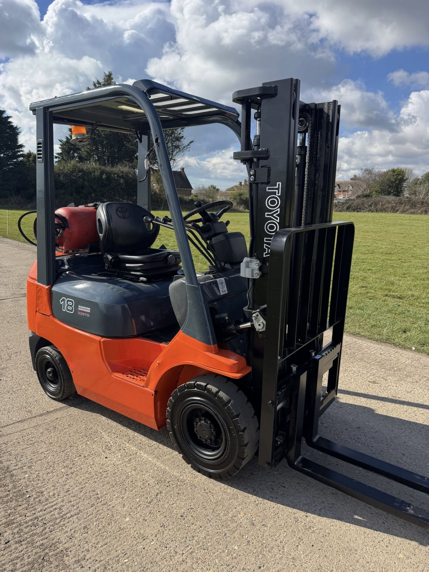 2006 Toyota 1.8 Tonne Gas Forklift, 10284 Hours - Image 3 of 6