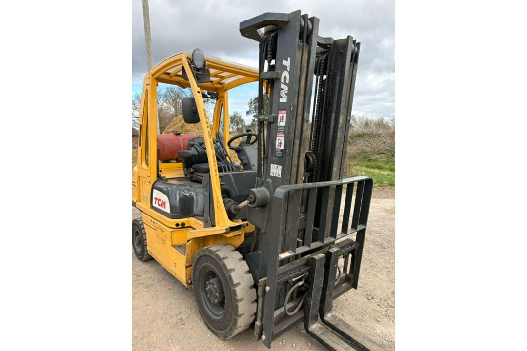 2017 TCM 2.5 Tonne Gas Forklift, 3615 Hours, 4500mm Full Free Lift, Side Shift - Image 3 of 7
