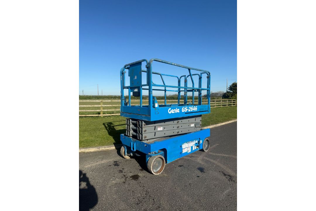 2006 Genie GS2646 Electric Scissor Lift - Image 5 of 11