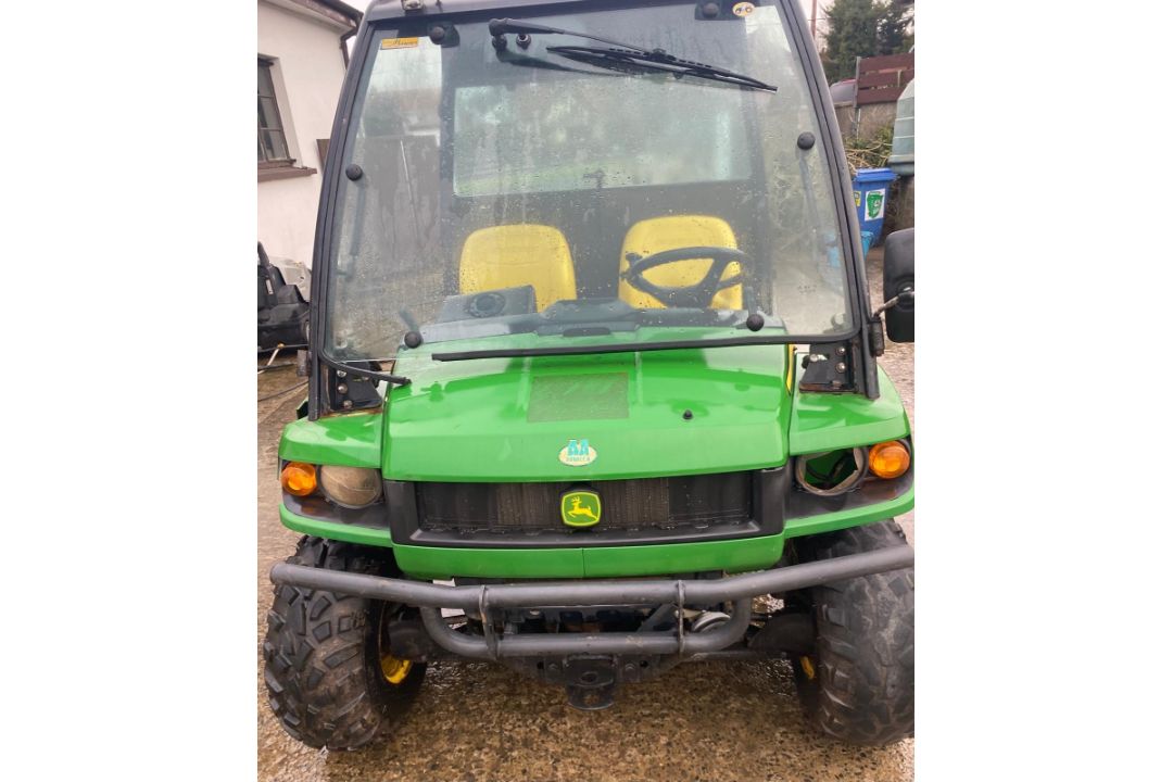 2009 John Deere Gator - Image 8 of 10