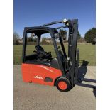 2011 Linde 1.6 Tonne Electric Forklift, ONLY 2965 HOURS, Container Spec, Complete With Charger