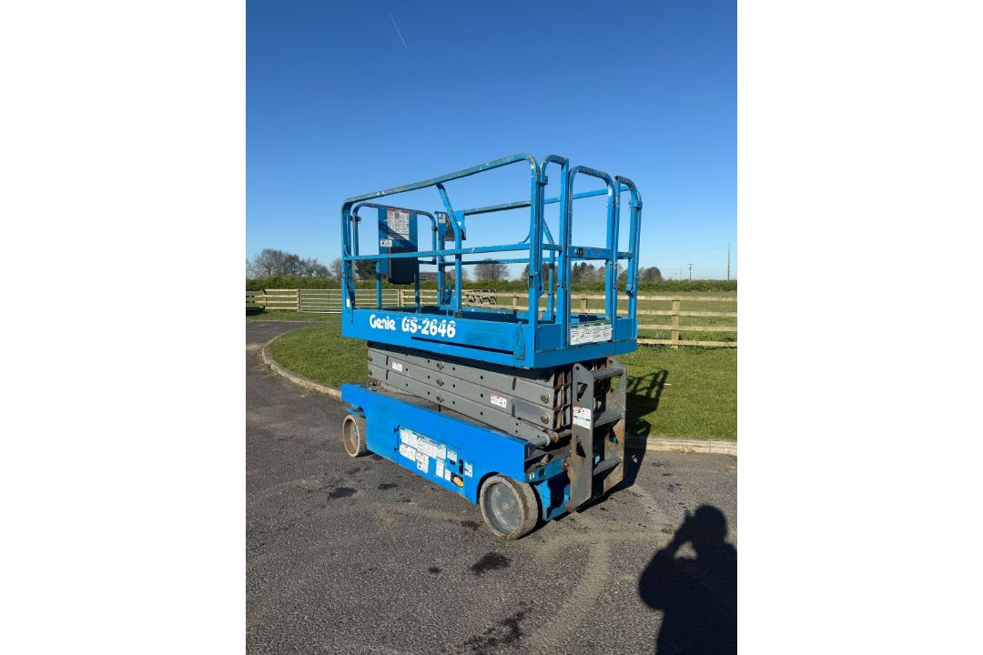 2006 Genie GS2646 Electric Scissor Lift - Image 7 of 11