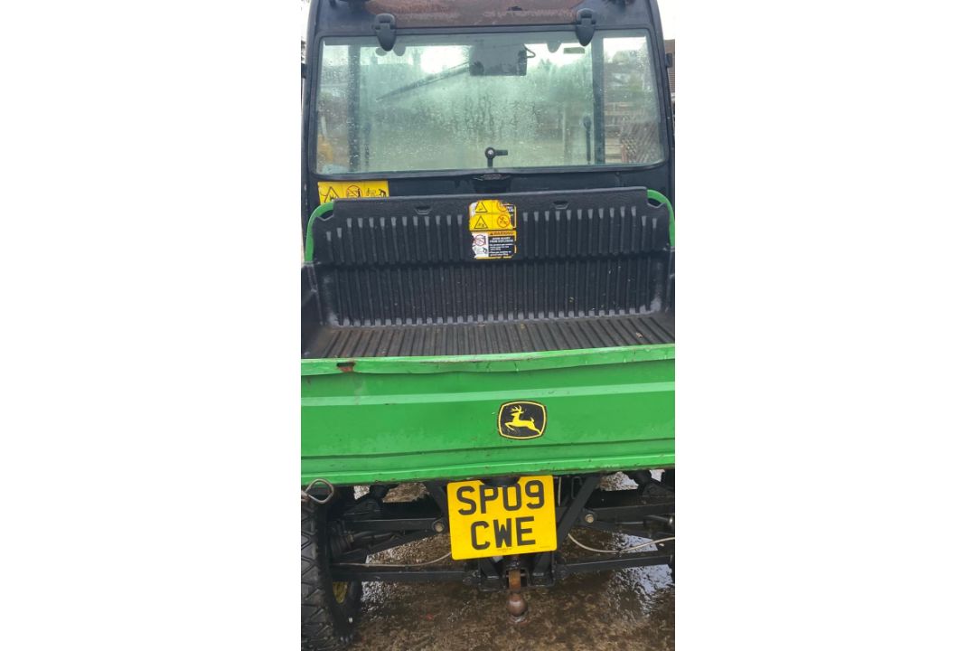 2009 John Deere Gator - Image 10 of 10