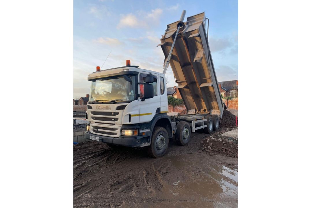 2015 Scania P410 Tipper 8 x 4 Wheel, 433,000 km's / 269,000 Miles, MOT to 31/12/25 - Image 8 of 8