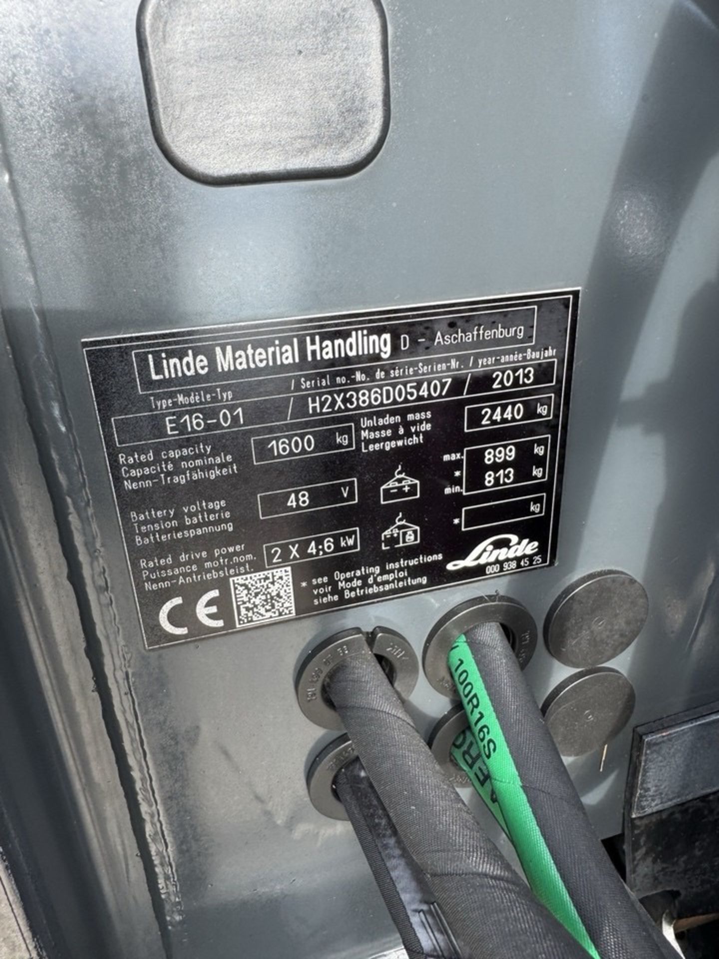 2013 Linde 1.6 Tonne Electric Forklift, Container Spec, Battery Complete With Charger - Image 10 of 12