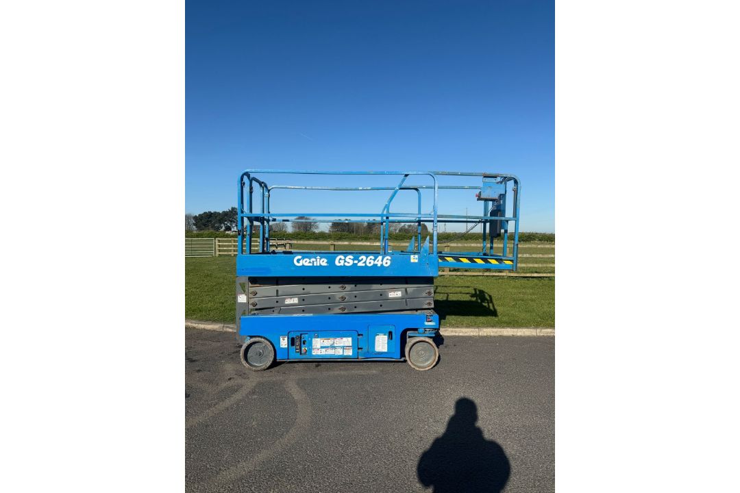 2006 Genie GS2646 Electric Scissor Lift - Image 8 of 11