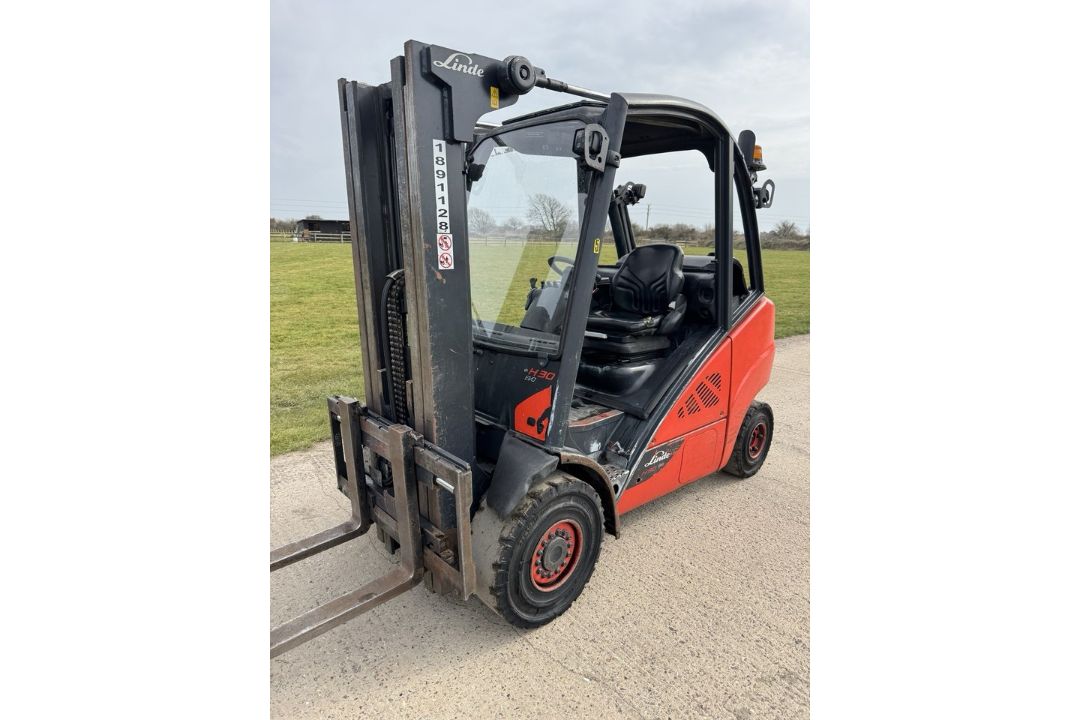 Linde H30 3 Tonne Gas Forklift, Container Spec - Image 4 of 6
