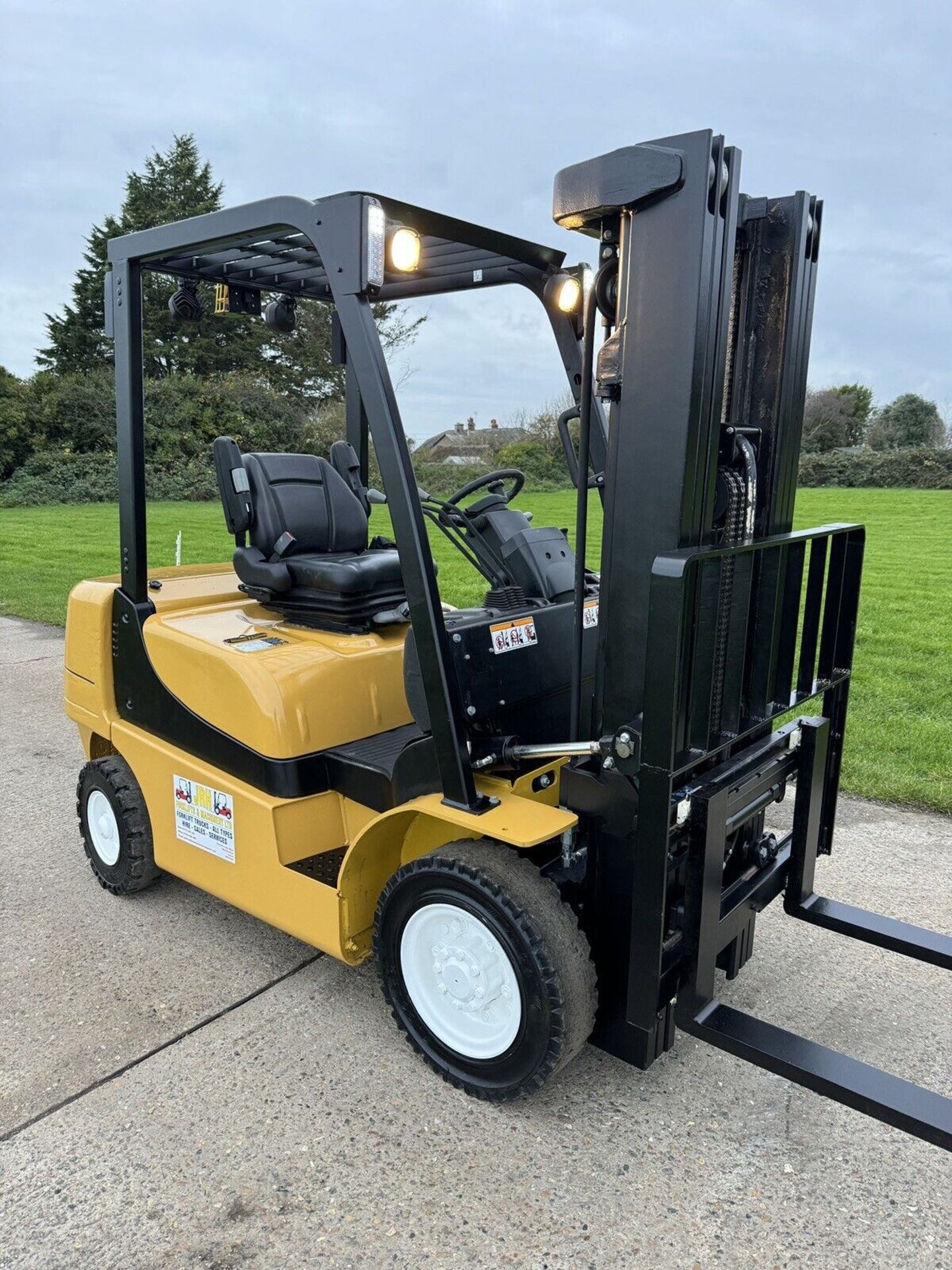2018 Yale 2.5 Tonne Diesel Forklift Truck, Container Spec, Low 2400 Hours - Image 4 of 6