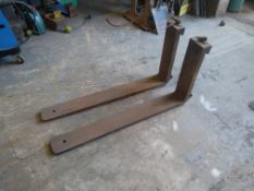 Pallet Forks, NO VAT, NO RESERVE, 105cm Long, 12cm Wide