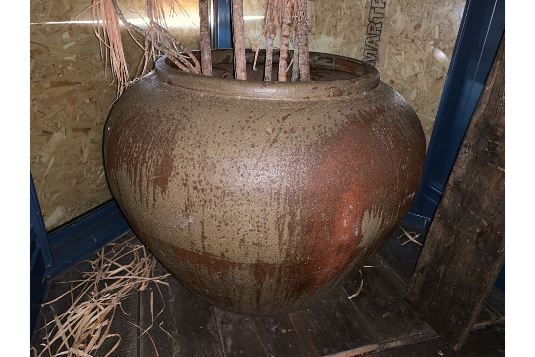 Large Ceramic Plant Pot, No Reserve - Image 1 of 3