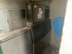 Hoshizaki IM-240DNE-23 Ice Machine, No Reserve