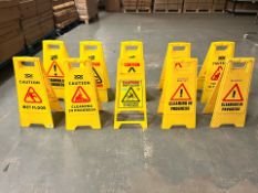 10 x Assorted Wetfloor Signs - No Reserve