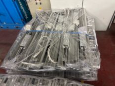 Tomcarline 200H-42D Lights x32