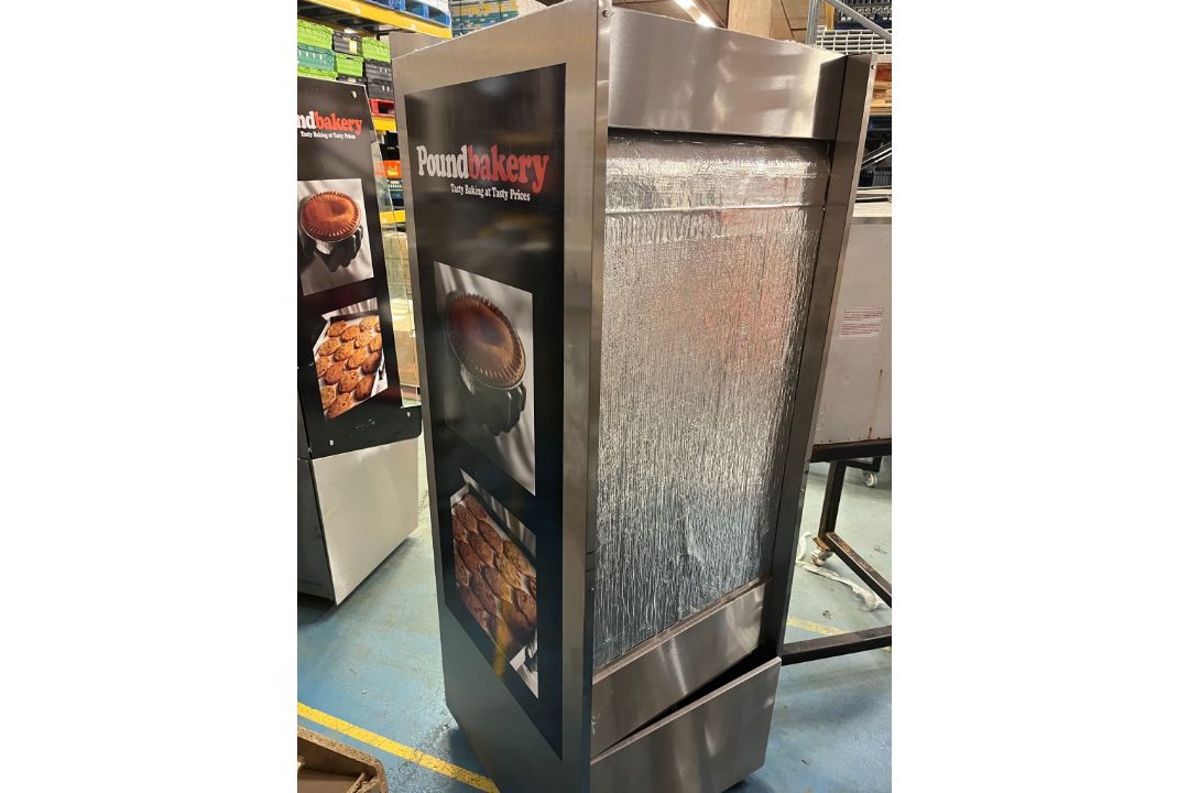 Hot Counter Display Unit - Image 2 of 3