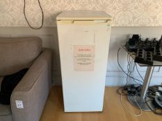 Lec Small Fridge - NO RESERVE