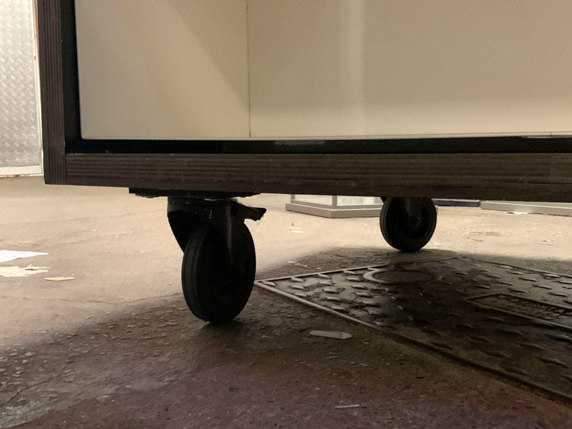 Diesel Wheeled Display Trolley- NO RESERVE - Image 3 of 10