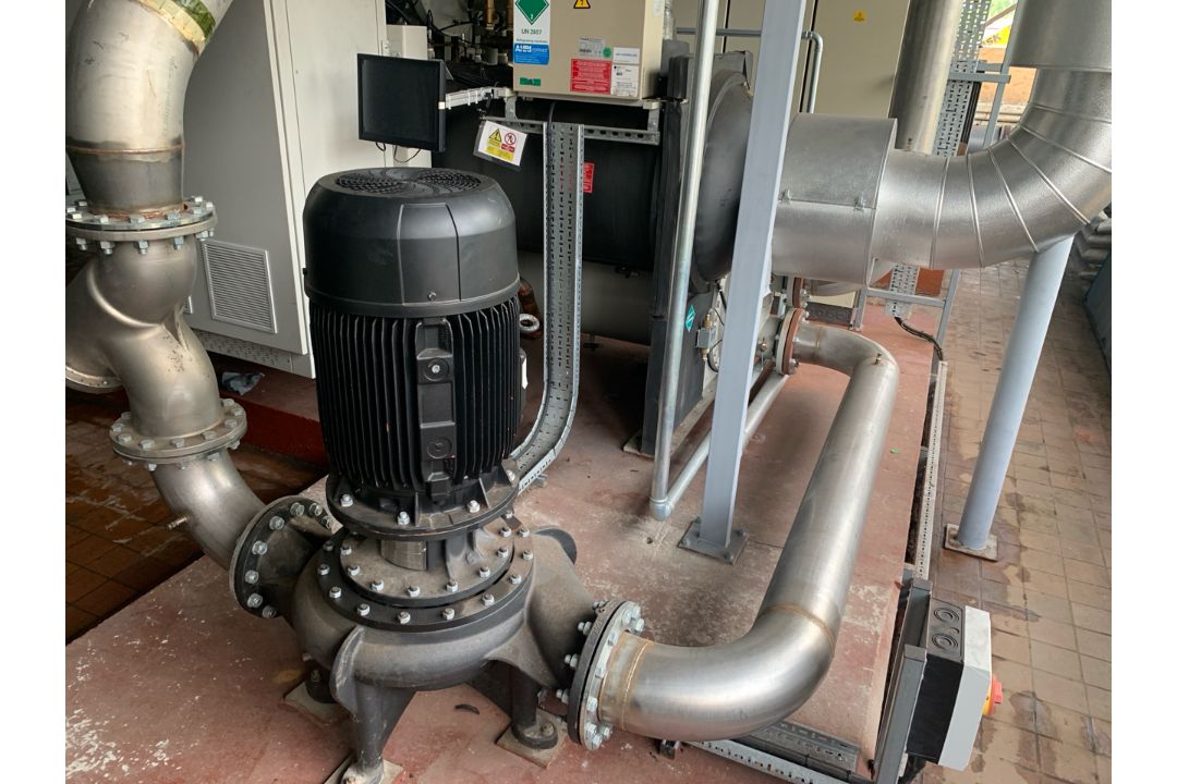 Daikin Centrifugal Compressor Chiller - Image 20 of 27