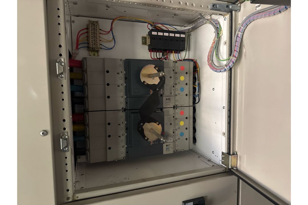 Armah Switchgear - Image 7 of 10
