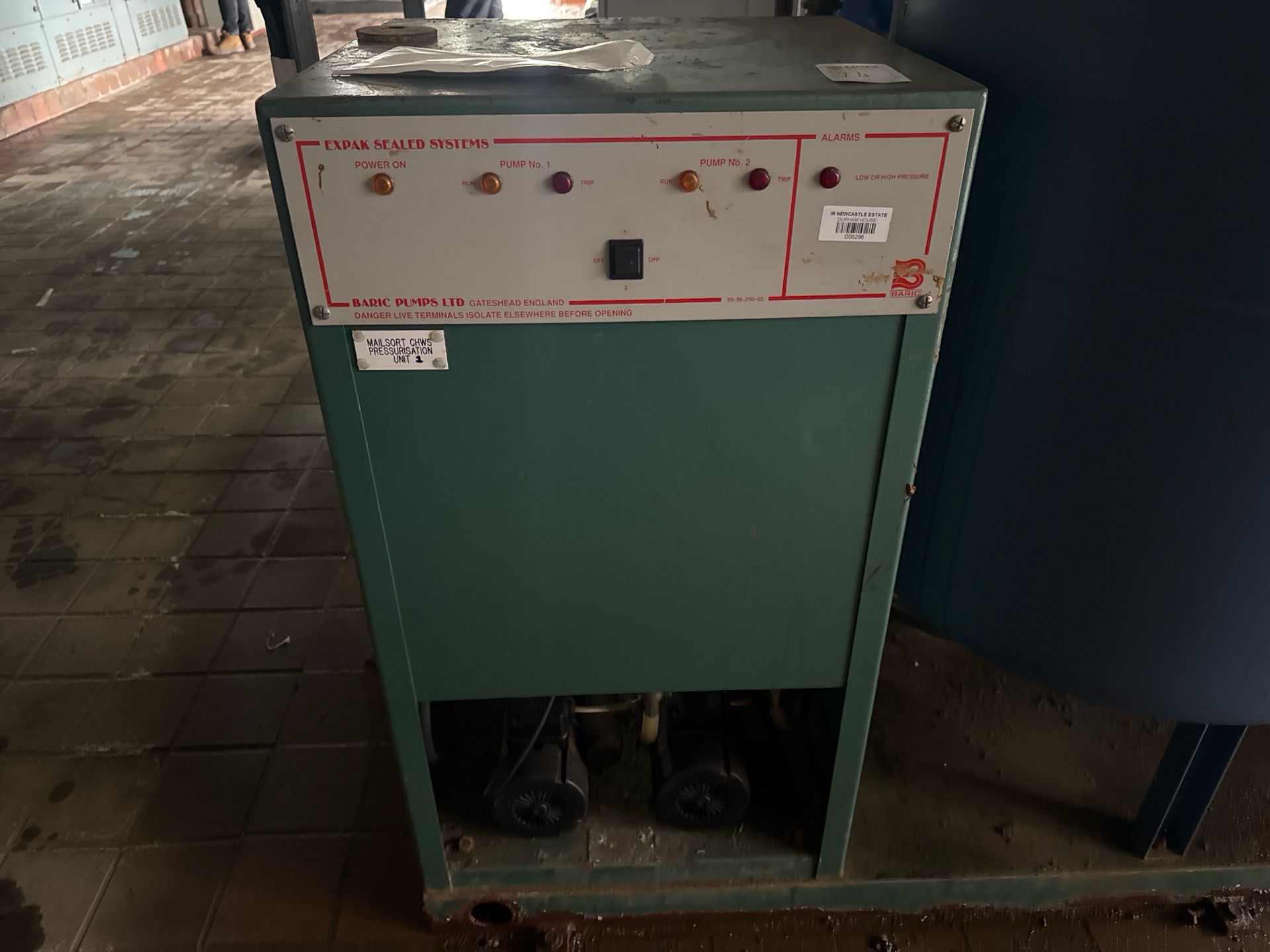 Baric Expac Sealed Systems CHWS Pressurisation - Image 3 of 9