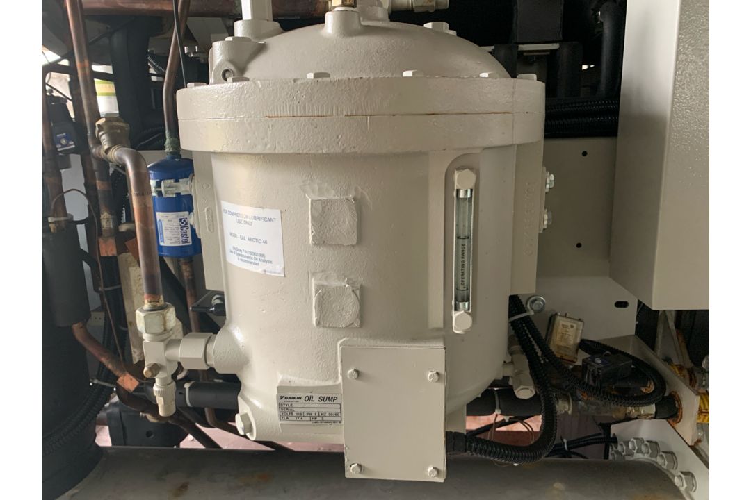 Daikin Centrifugal Compressor Chiller - Image 11 of 27