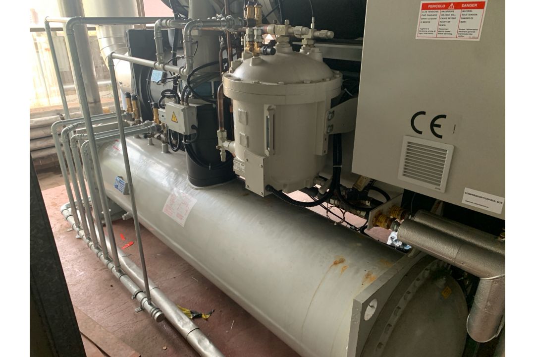 Daikin Centrifugal Compressor Chiller - Image 27 of 27