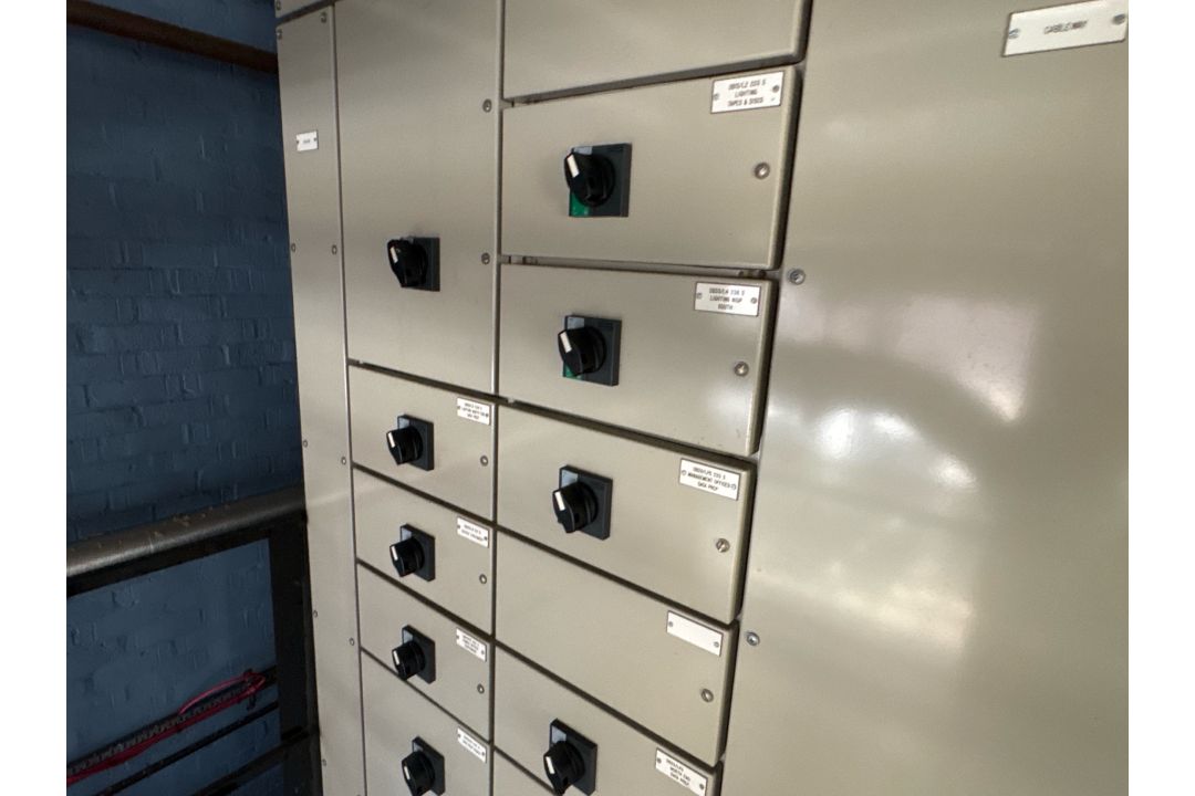 Armah Switchgear - Image 4 of 10