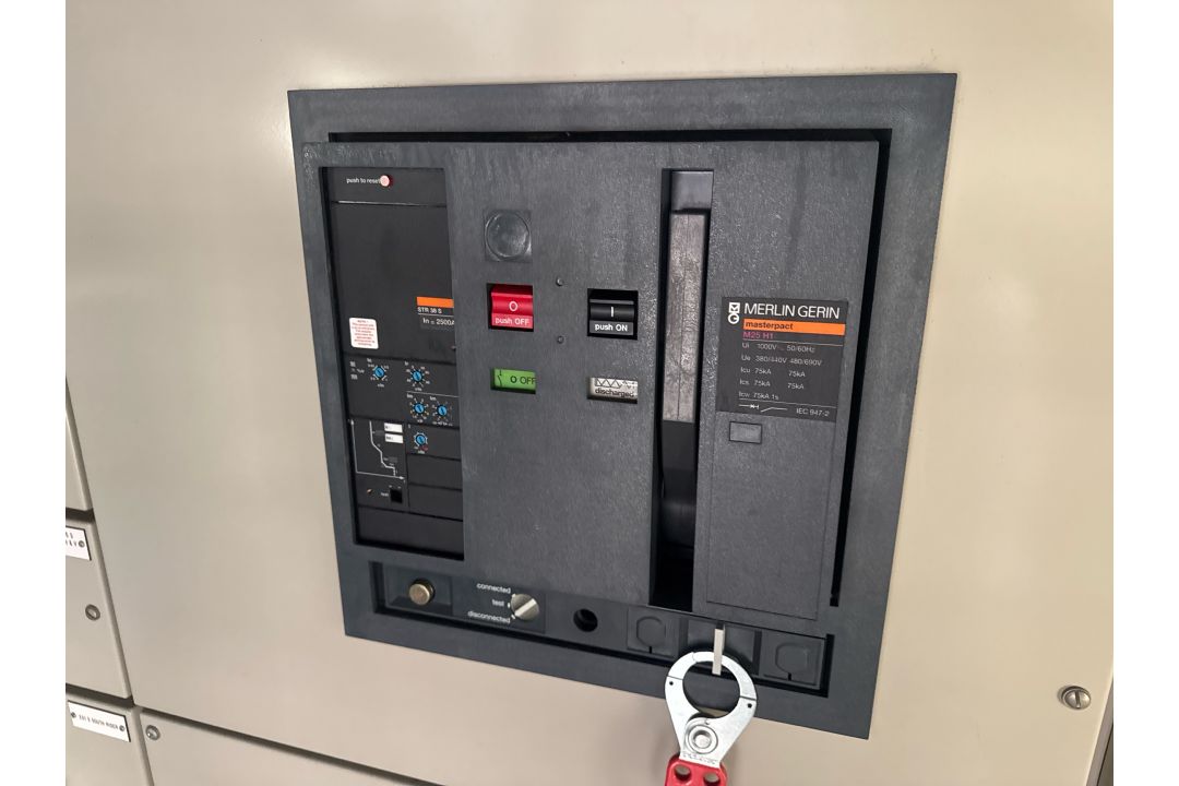 Armah Switchgear - Image 3 of 10