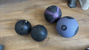 Assorted Weight Balls x3, Includes 6lbs x1, 4kg x1 & 10kg x1