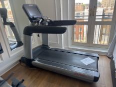 Life Fitness 95T Treadmill