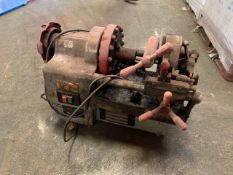 Macho Electric Pipe Threader