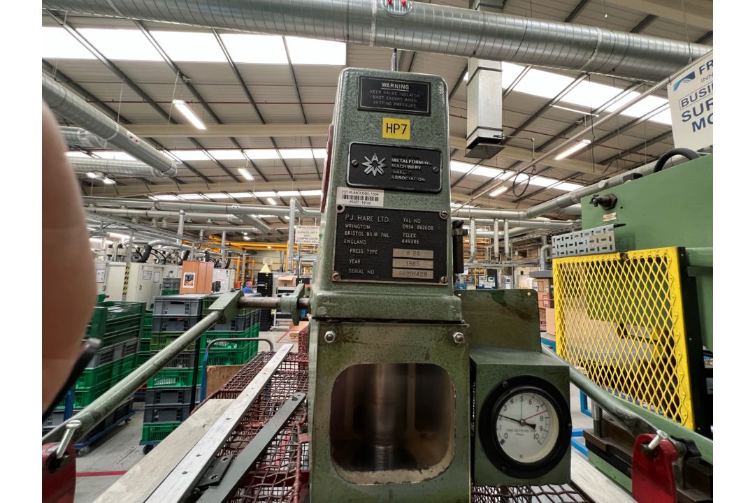 Hare Mechanical Sheet Metal Notcher - No Reserve - Image 3 of 5