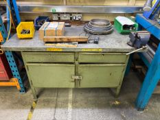Metal Work Bench With Vice
