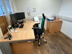 1 Person Office Set Up