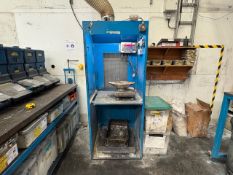 Dispensary Station With Dual Scales