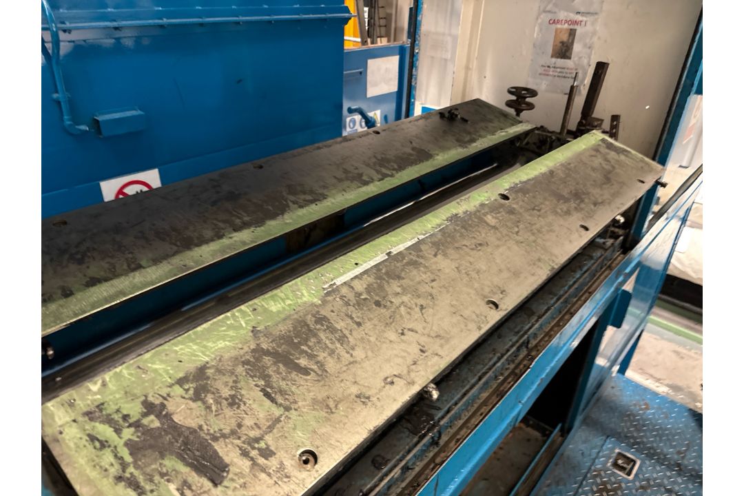 Fabric Coating Machine Spreader - No Reserve - Image 10 of 17