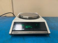 Mettler Pm600 Precision Laboratory Balance