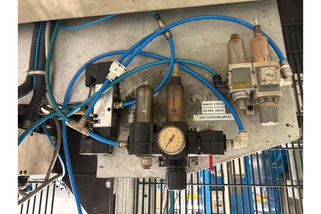 Hauser Slitting Machine - No Reserve - Image 11 of 16